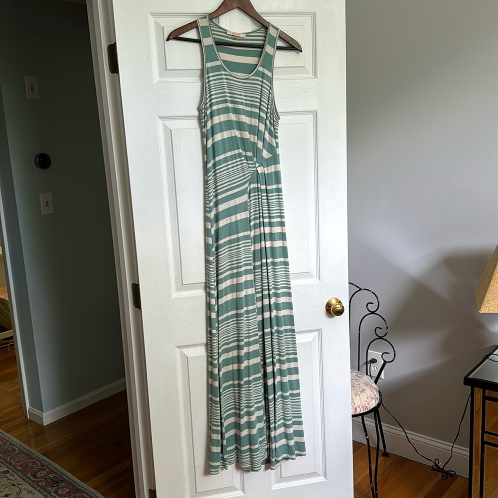 Women’s Pomelo sage and off white maxi dress